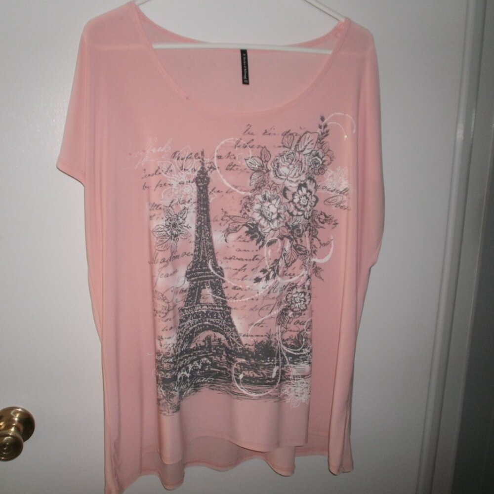 Woman's Eiffel tower peach top 2X